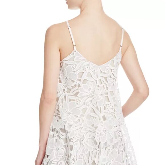 ALICE + OLIVIA SIZE M Sleeveless Lace Blouse - Picture 9 of 10